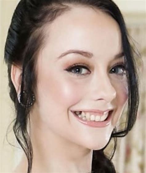 Alessa Savage: Movies, TV, and Bio .